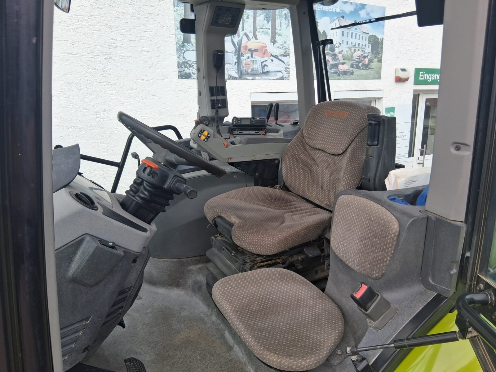 Traktor des Typs CLAAS Axion 850 CEBIS, Gebrauchtmaschine in Pfarrkirchen (Bild 13)
