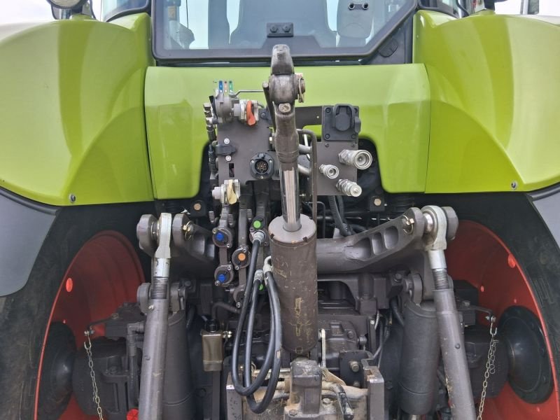 Traktor des Typs CLAAS AXION 850 CEBIS, Gebrauchtmaschine in Pfarrkirchen (Bild 8)