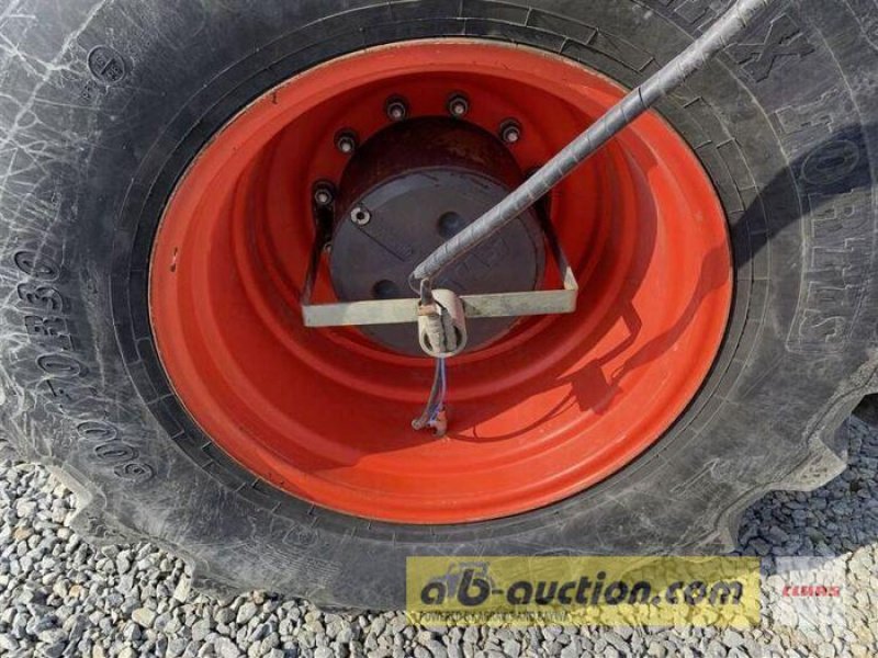 Traktor van het type CLAAS AXION 850 CEBIS, Gebrauchtmaschine in Mengkofen (Foto 10)