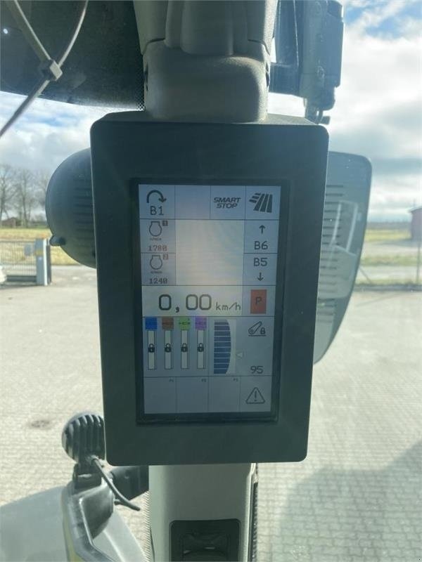 Traktor des Typs CLAAS AXION 850 CIS+, Gebrauchtmaschine in Hinnerup (Bild 12)