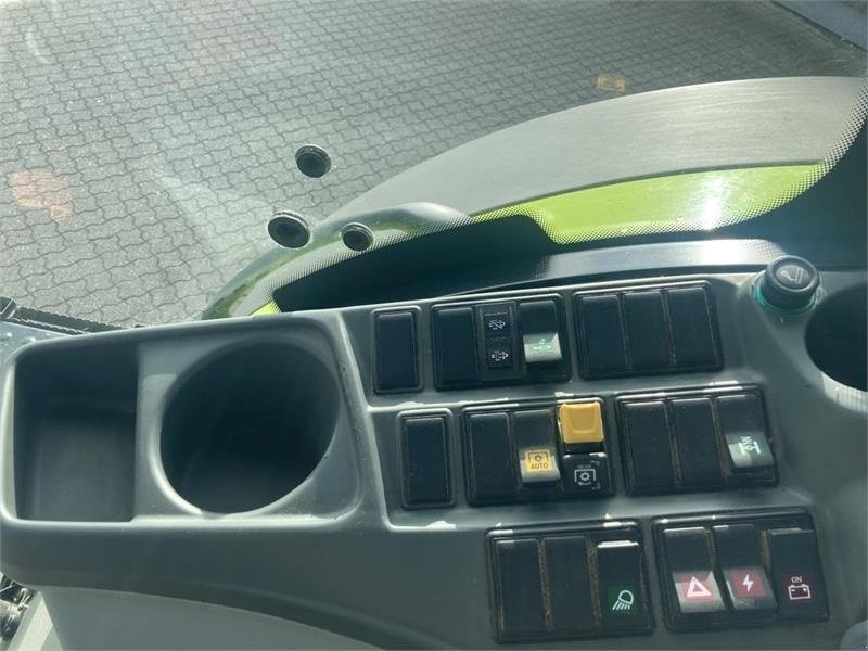 Traktor des Typs CLAAS AXION 850 CIS+, Gebrauchtmaschine in Hinnerup (Bild 14)
