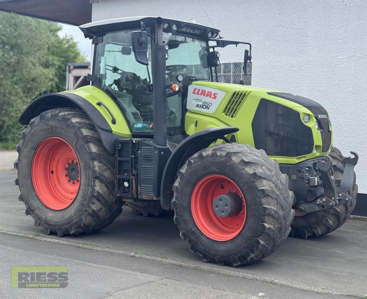 Traktor del tipo CLAAS AXION 850 CIS+ HEXAS, Gebrauchtmaschine en Homberg/Ohm - Maulbach (Imagen 2)