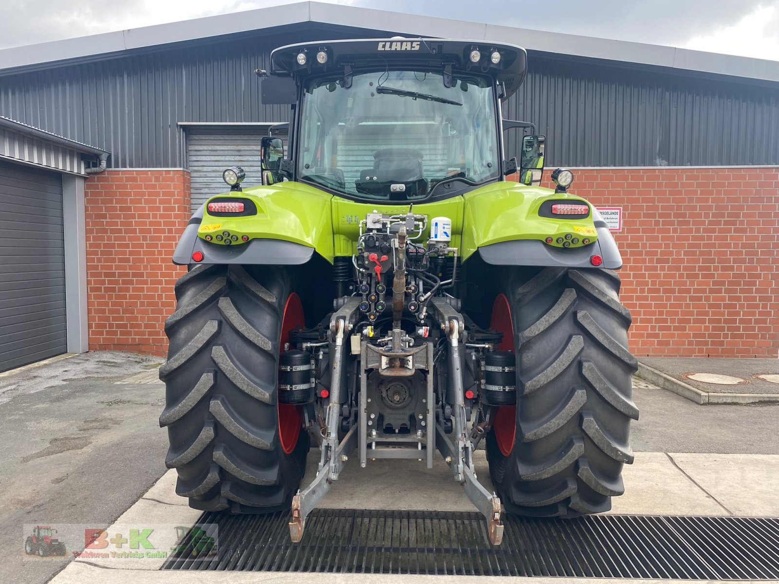 Traktor του τύπου CLAAS Axion 850 CMATIC CEBIS, Gebrauchtmaschine σε Kettenkamp (Φωτογραφία 5)