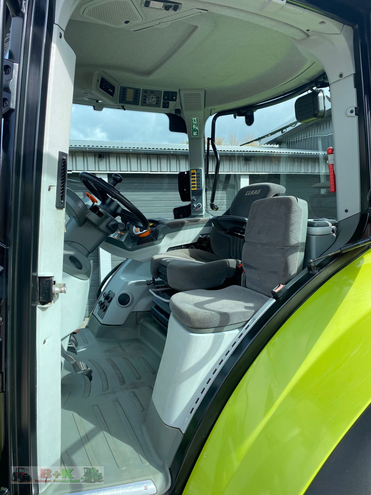 Traktor του τύπου CLAAS Axion 850 CMATIC CEBIS, Gebrauchtmaschine σε Kettenkamp (Φωτογραφία 19)