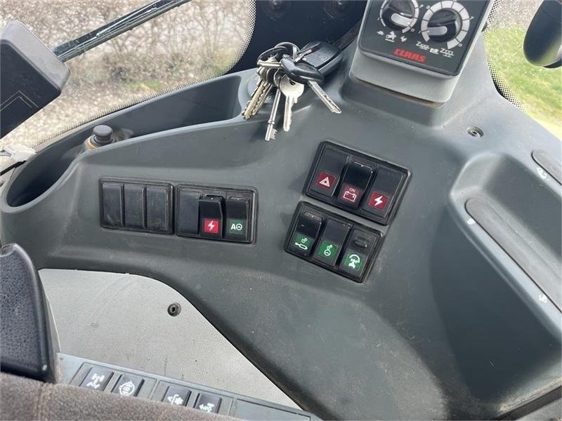 Traktor του τύπου CLAAS AXION 850 CMATIC Nye dæk, Gebrauchtmaschine σε Ringe (Φωτογραφία 11)