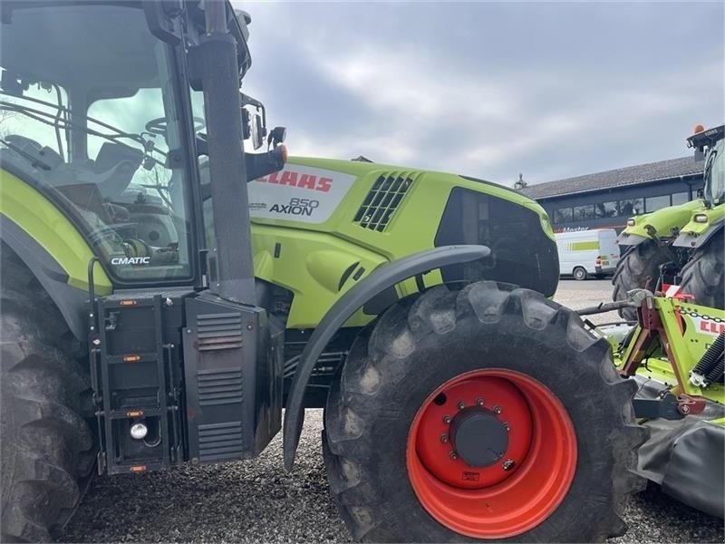 Traktor του τύπου CLAAS AXION 850 CMATIC Nye dæk, Gebrauchtmaschine σε Ringe (Φωτογραφία 9)