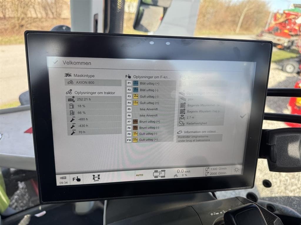 Traktor van het type CLAAS AXION 850 CMATIC, Gebrauchtmaschine in Hadsten (Foto 17)