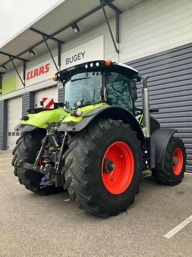 Traktor του τύπου CLAAS AXION 850 CMATIC, Gebrauchtmaschine σε Charnay-lès-macon (Φωτογραφία 3)
