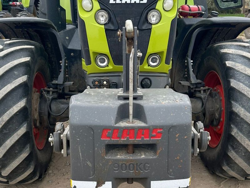 Traktor des Typs CLAAS AXION 850 Se lige prisen! Front PTO. Hjul og frontvægte., Gebrauchtmaschine in Kolding (Bild 1)