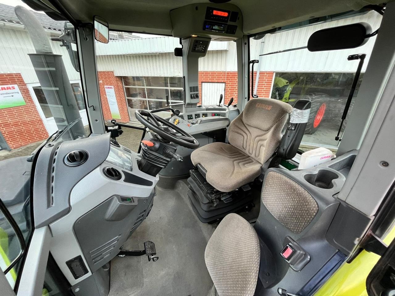 Traktor tipa CLAAS AXION 850, Gebrauchtmaschine u Tim (Slika 10)