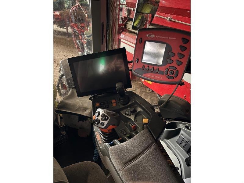 Traktor του τύπου CLAAS AXION 850, Gebrauchtmaschine σε Richebourg (Φωτογραφία 8)