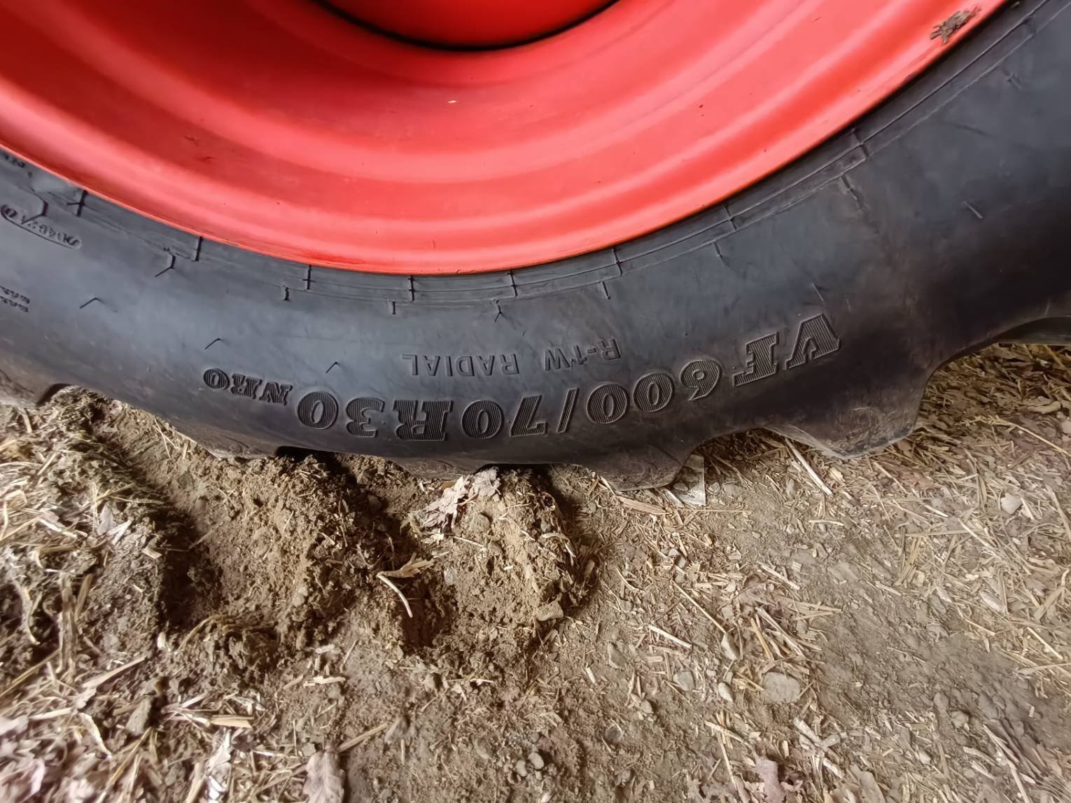 Traktor typu CLAAS AXION 850, Gebrauchtmaschine v Le Horps (Obrázok 11)