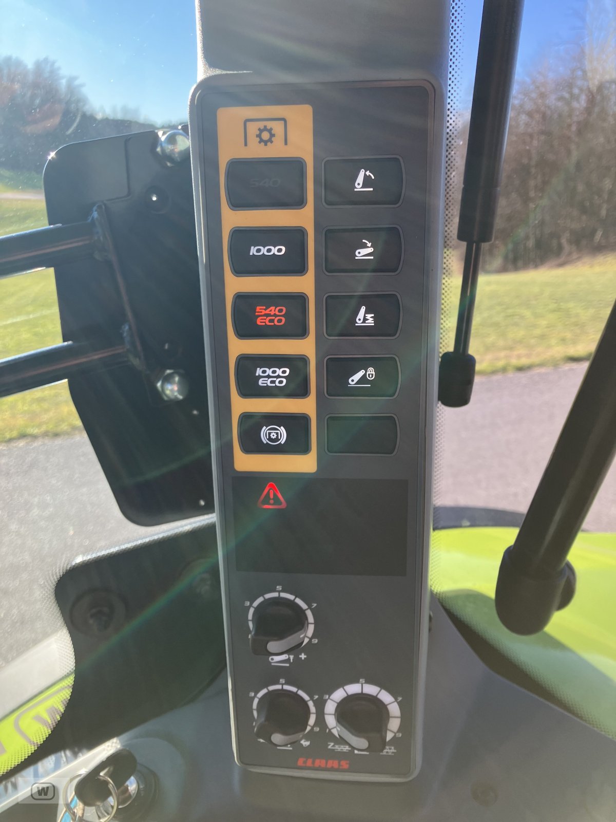 Traktor от тип CLAAS Axion 850, Gebrauchtmaschine в Zell an der Pram (Снимка 24)