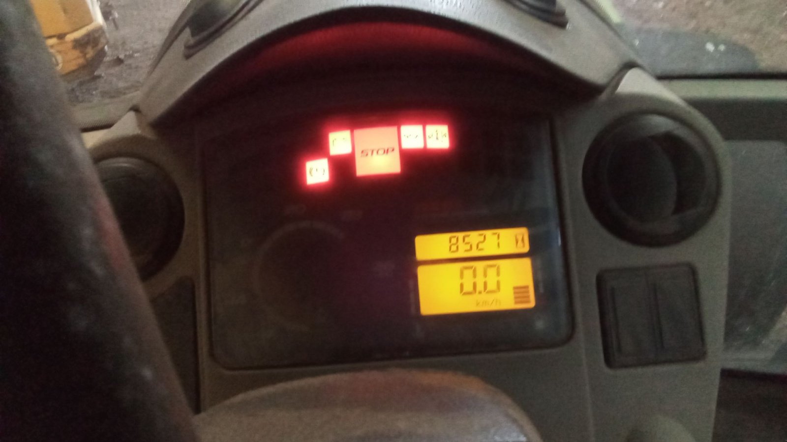 Traktor des Typs CLAAS AXION 850, Gebrauchtmaschine in Varde (Bild 5)