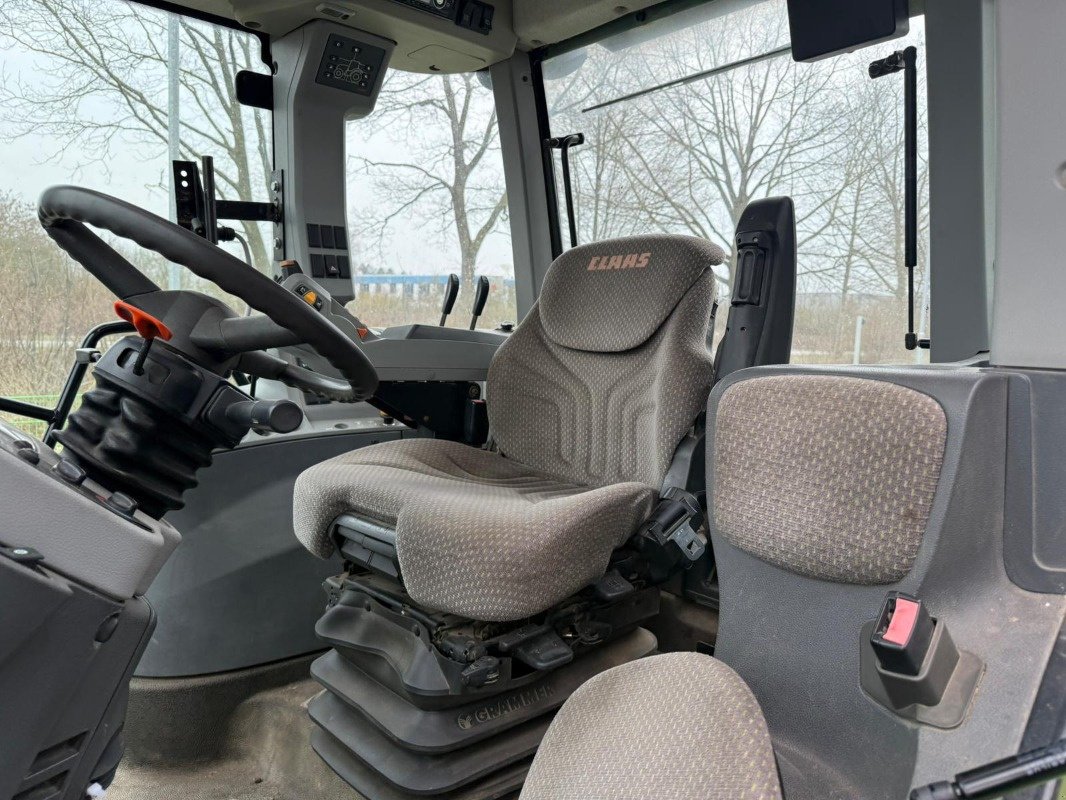 Traktor des Typs CLAAS Axion 850, Gebrauchtmaschine in Bad Oldesloe (Bild 12)