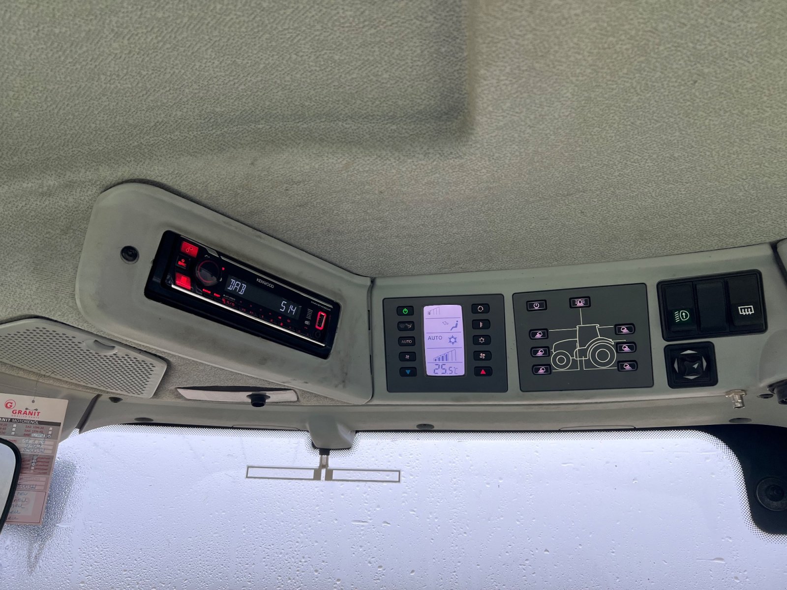 Traktor типа CLAAS Axion 850, Gebrauchtmaschine в Essenbach (Фотография 7)