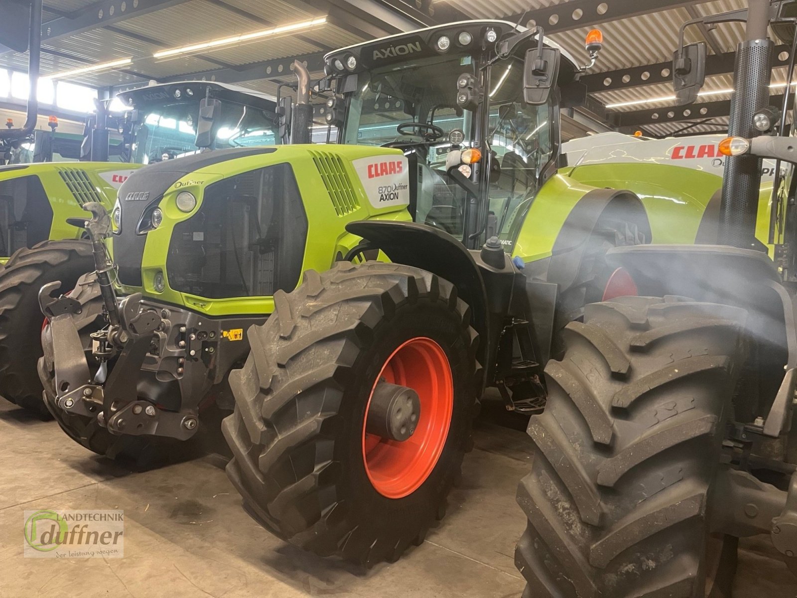 Traktor типа CLAAS Axion 870 C-MATIC, Gebrauchtmaschine в Hohentengen (Фотография 3)