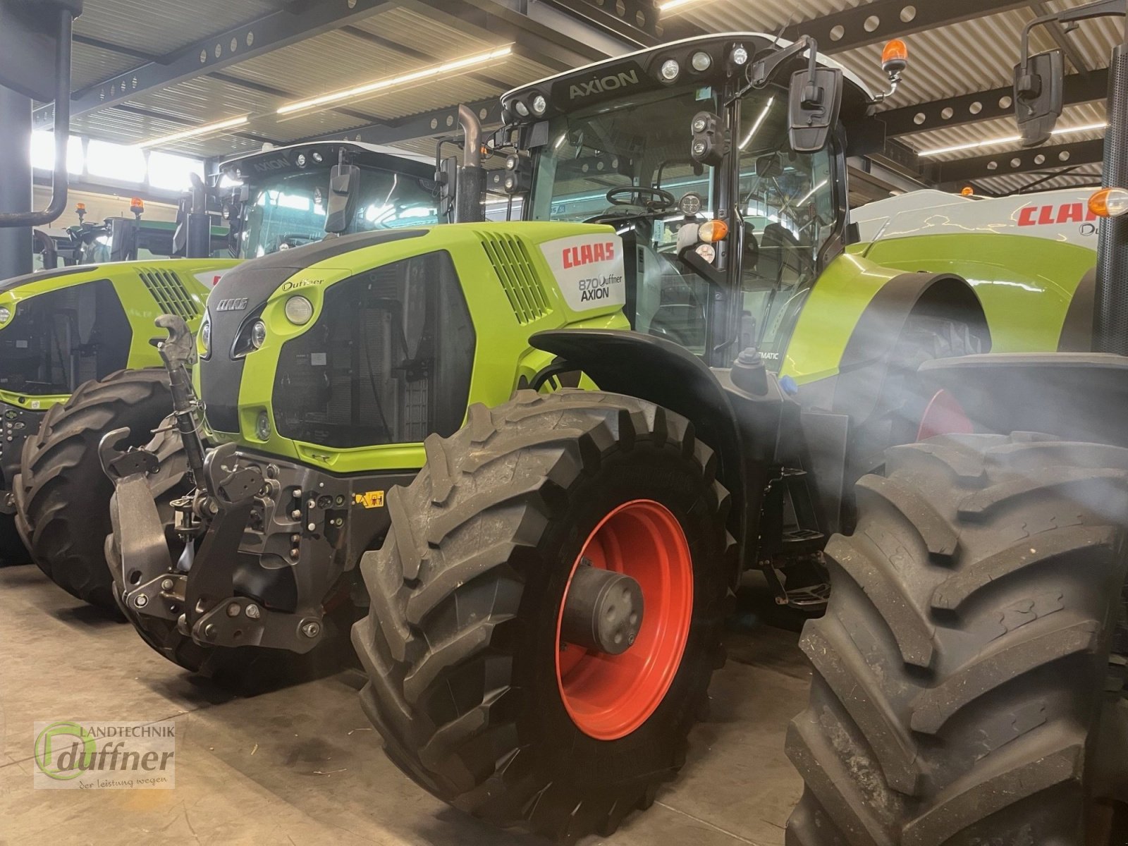 Traktor типа CLAAS Axion 870 C-MATIC, Gebrauchtmaschine в Hohentengen (Фотография 4)