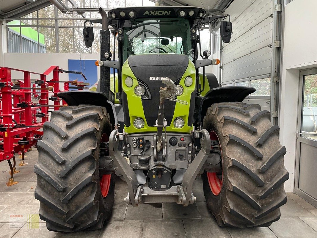 Traktor of the type CLAAS AXION 870 C-MATIC, Gebrauchtmaschine in Reinheim (Picture 2)