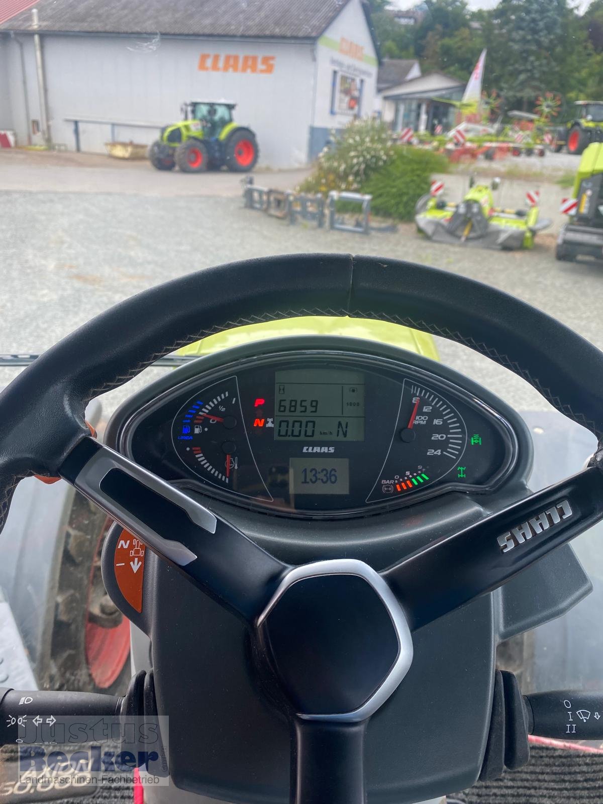 Traktor του τύπου CLAAS Axion 870 C-MATIC, Gebrauchtmaschine σε Weimar-Niederwalgern (Φωτογραφία 19)