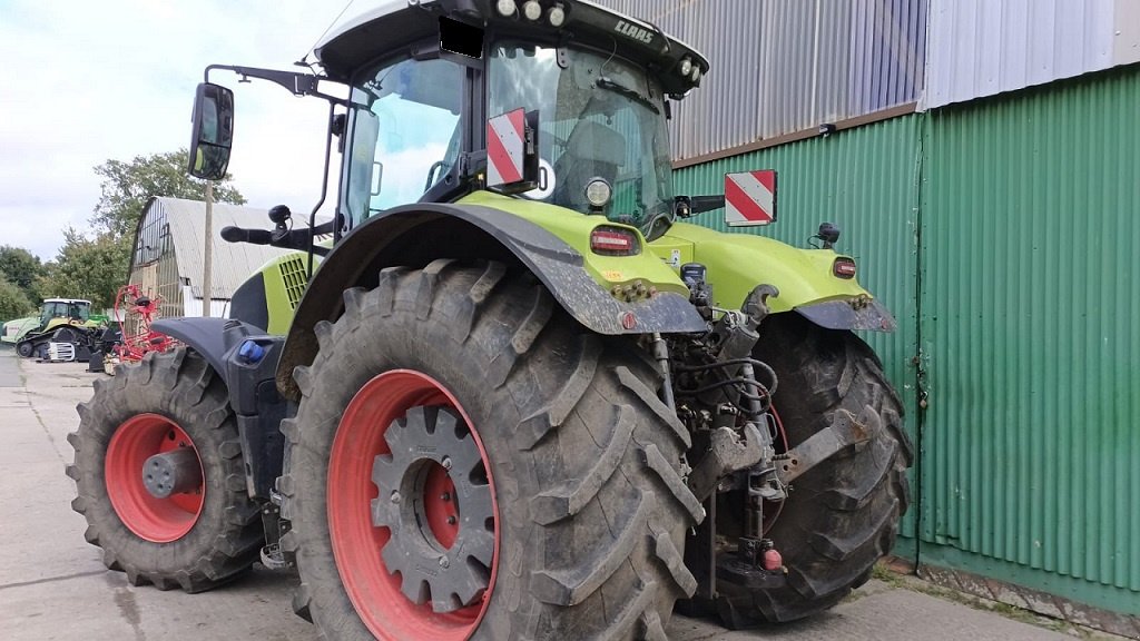 Traktor του τύπου CLAAS Axion 870 Cematic, Gebrauchtmaschine σε Wuppertal (Φωτογραφία 10)