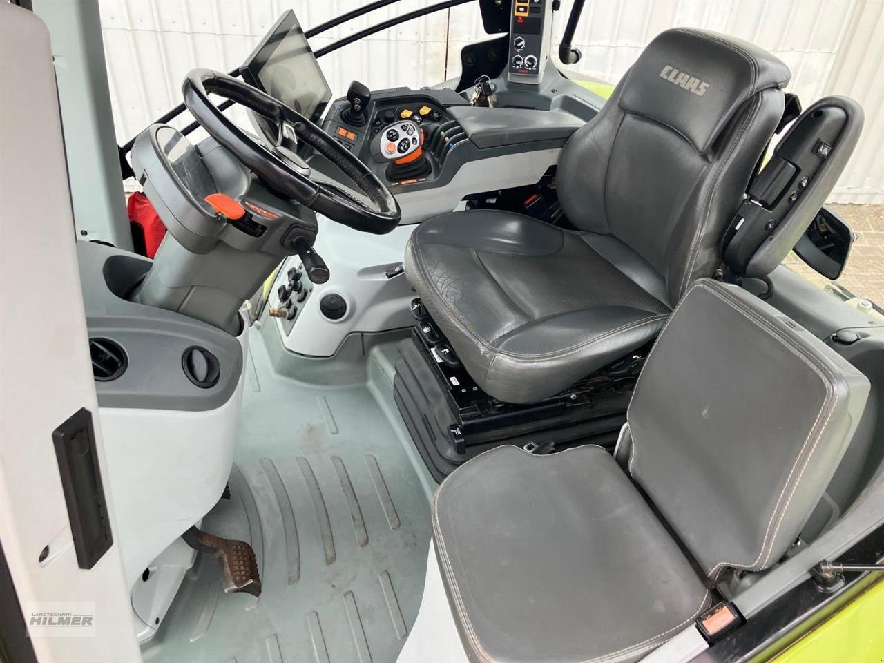 Traktor типа CLAAS Axion 870 Cmatic Ceb, Gebrauchtmaschine в Moringen (Фотография 4)