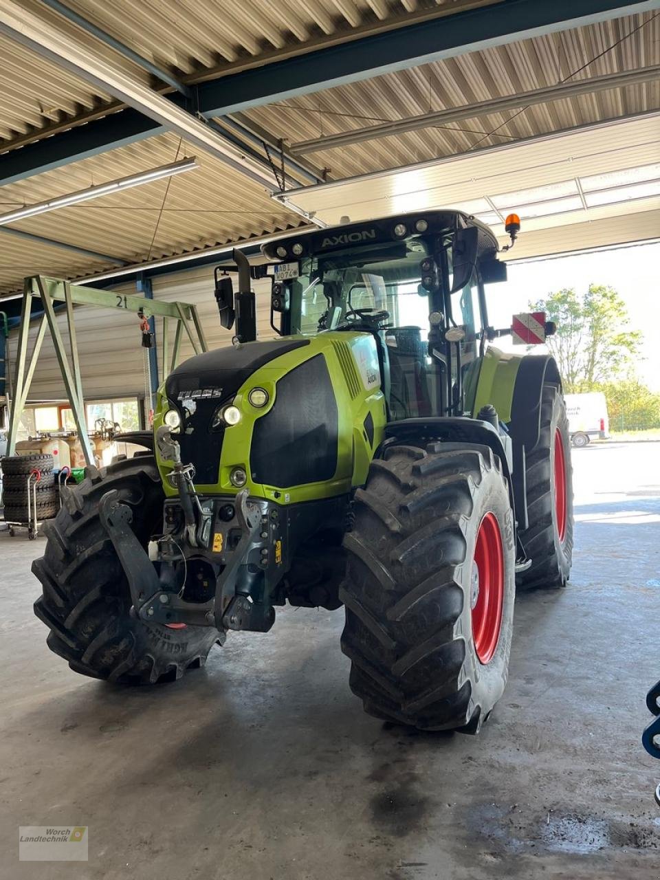 Traktor des Typs CLAAS Axion 870 Cmatic Ceb, Gebrauchtmaschine in Schora (Bild 1)
