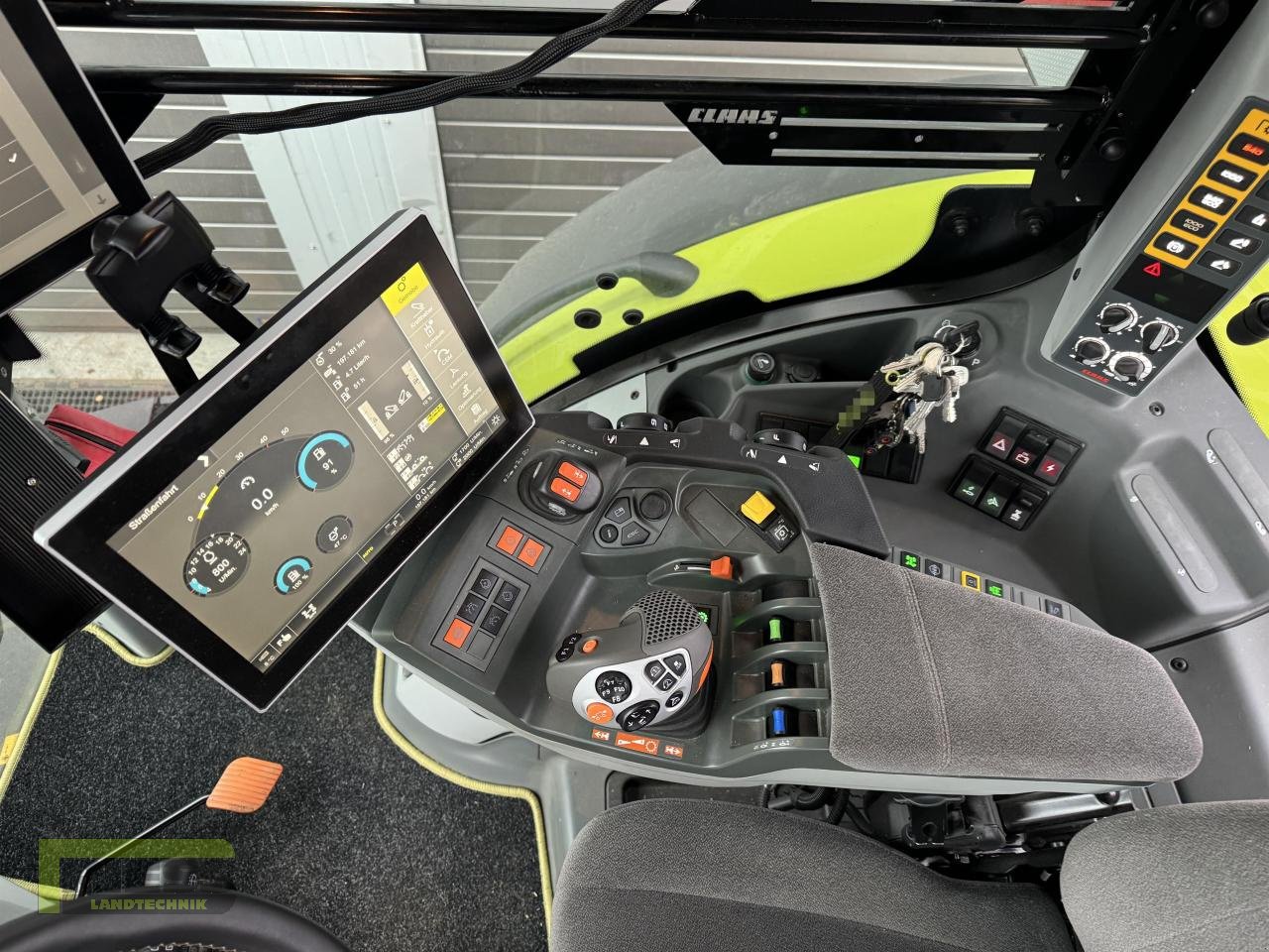 Traktor Türe ait CLAAS AXION 870 Cmatic CEBIS CEMIS MC, Vorführmaschine içinde Homberg/Ohm - Maulbach (resim 5)