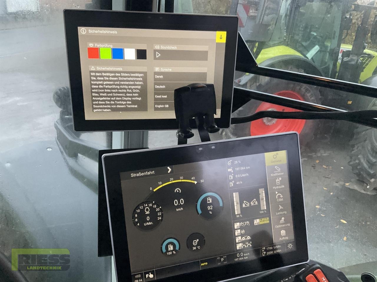 Traktor Türe ait CLAAS AXION 870 Cmatic CEBIS CEMIS MC, Vorführmaschine içinde Homberg/Ohm - Maulbach (resim 12)
