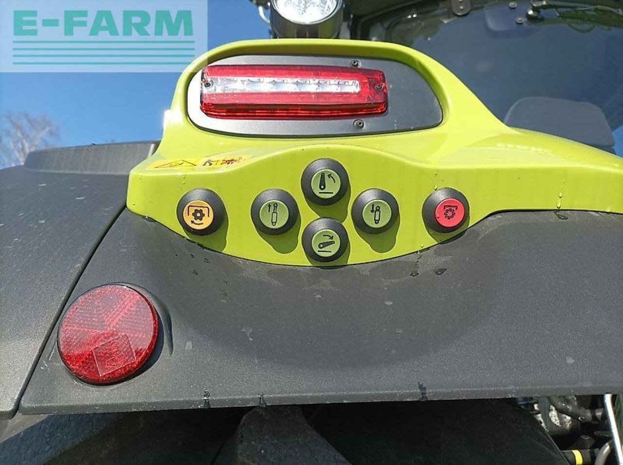 Traktor typu CLAAS axion 870 cmatic / cebis CMATIC CEBIS, Gebrauchtmaschine v LÖSSNITZ (Obrázek 8)