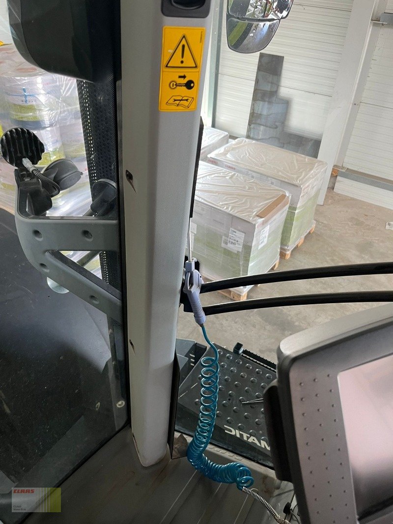 Traktor типа CLAAS AXION 870 CMATIC CEBIS, FKH + FZW, Gebrauchtmaschine в Ankum (Фотография 3)