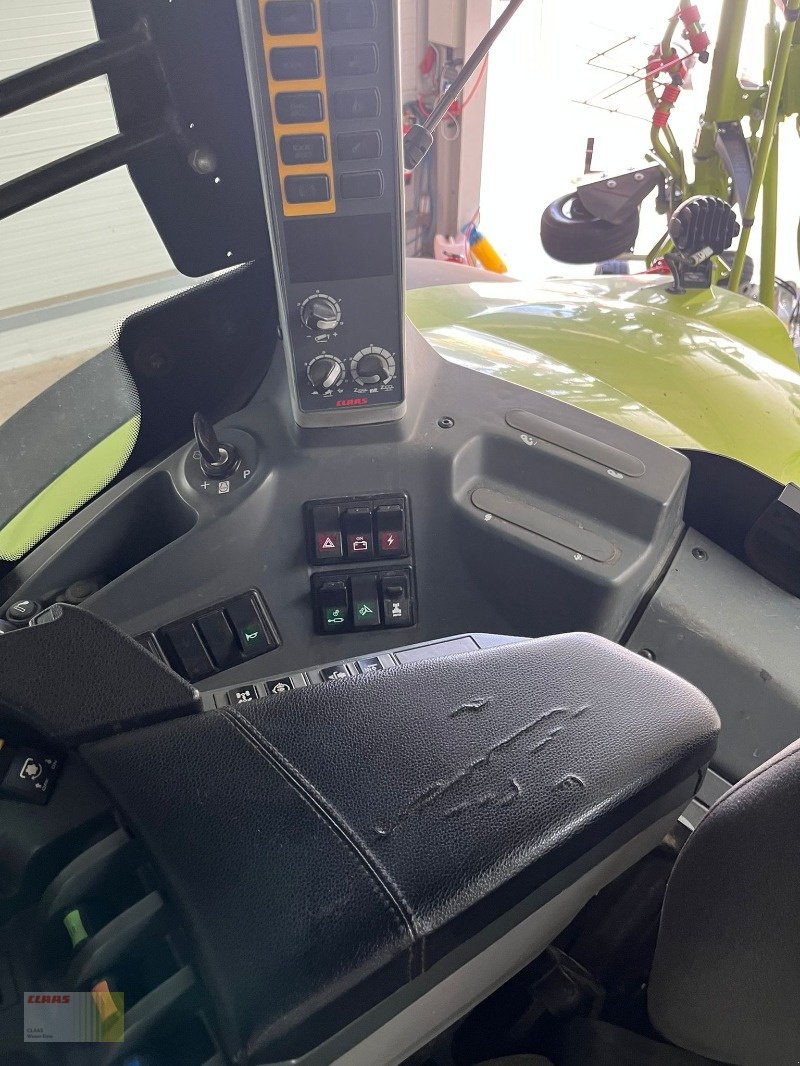 Traktor типа CLAAS AXION 870 CMATIC CEBIS, FKH + FZW, Gebrauchtmaschine в Ankum (Фотография 11)