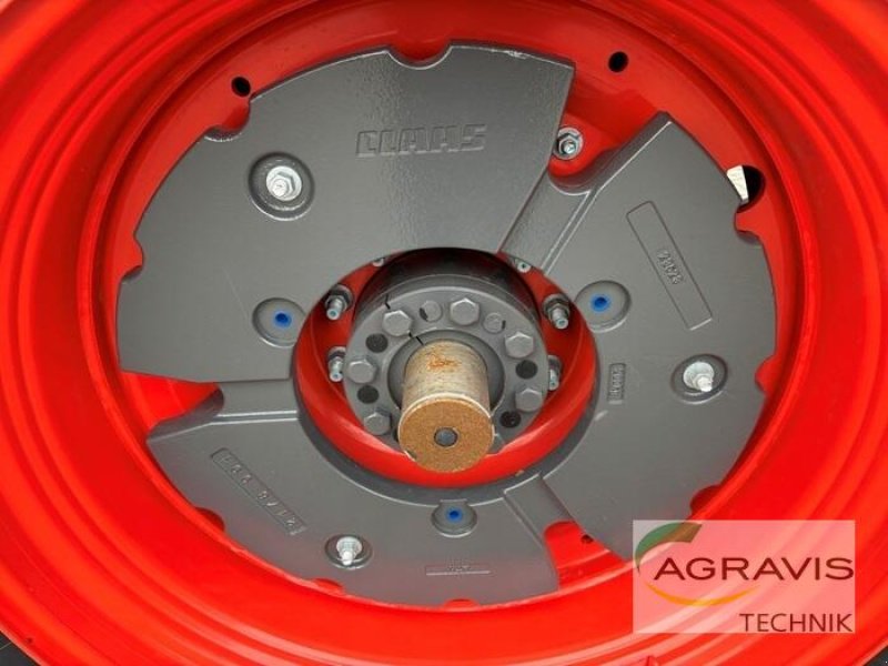 Traktor of the type CLAAS AXION 870 CMATIC CEBIS, Gebrauchtmaschine in Meppen (Picture 23)