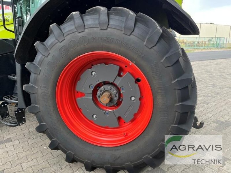 Traktor des Typs CLAAS AXION 870 CMATIC CEBIS, Gebrauchtmaschine in Meppen (Bild 8)