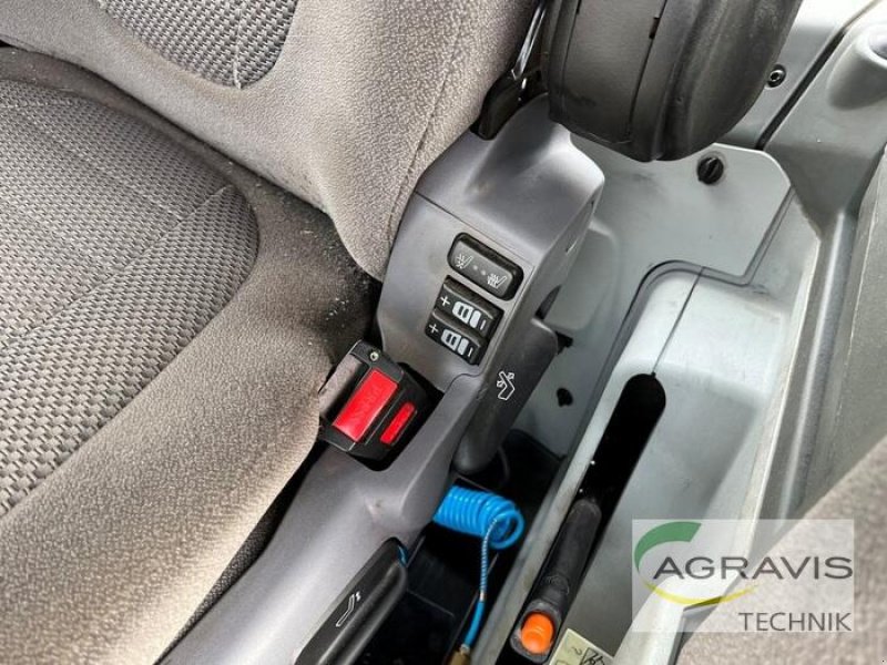 Traktor typu CLAAS AXION 870 CMATIC CEBIS, Gebrauchtmaschine v Meppen (Obrázek 18)