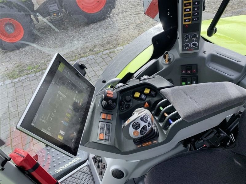 Traktor des Typs CLAAS AXION 870 CMATIC CEBIS, Vorführmaschine in Töging a. Inn (Bild 13)