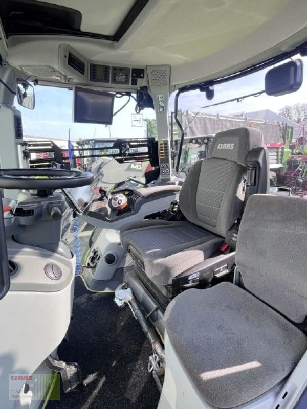 Traktor des Typs CLAAS AXION 870 CMATIC CEBIS, Neumaschine in Heilsbronn (Bild 8)