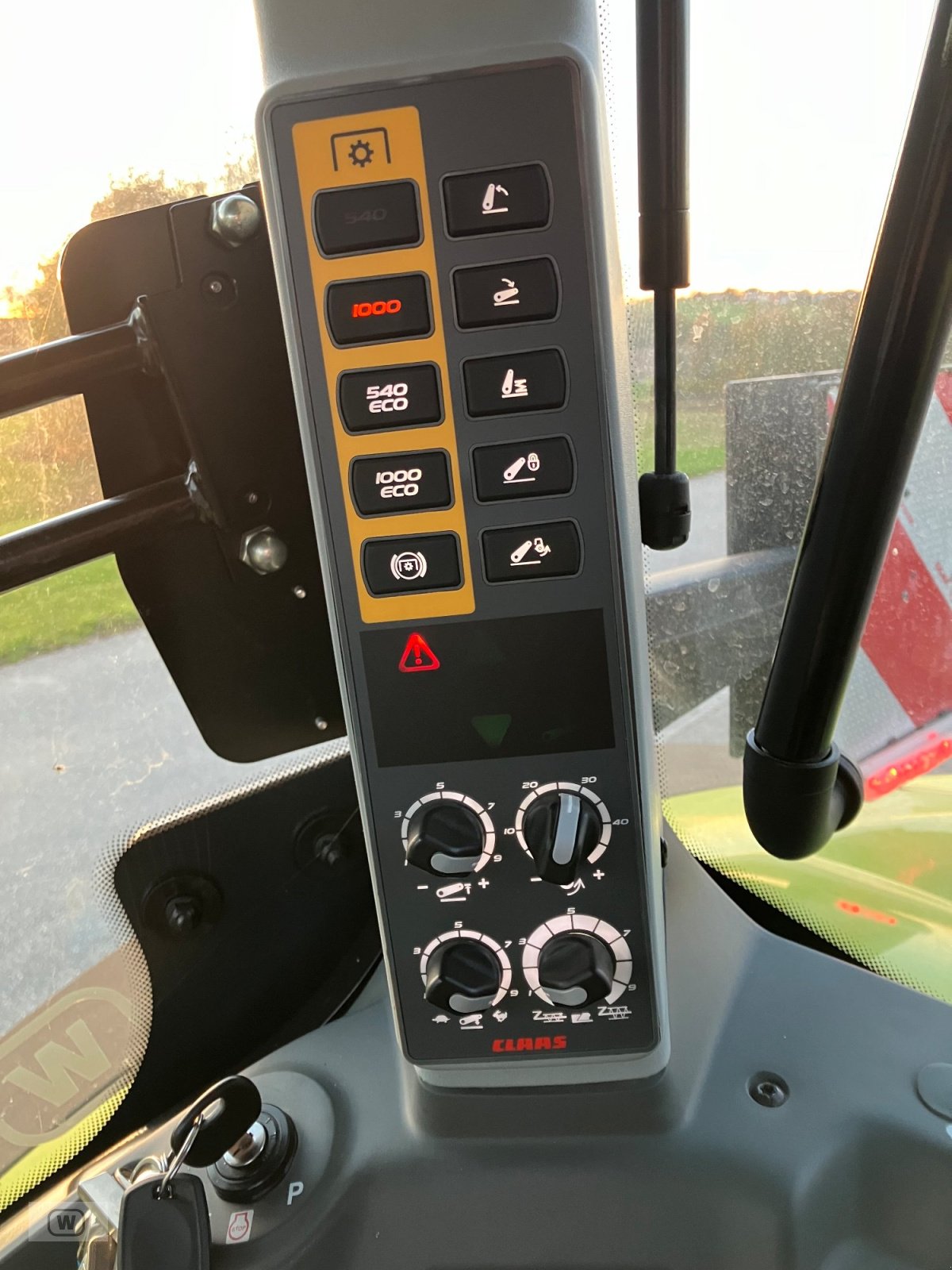 Traktor Türe ait CLAAS Axion 870 CMATIC  CEBIS, Gebrauchtmaschine içinde Zell an der Pram (resim 24)