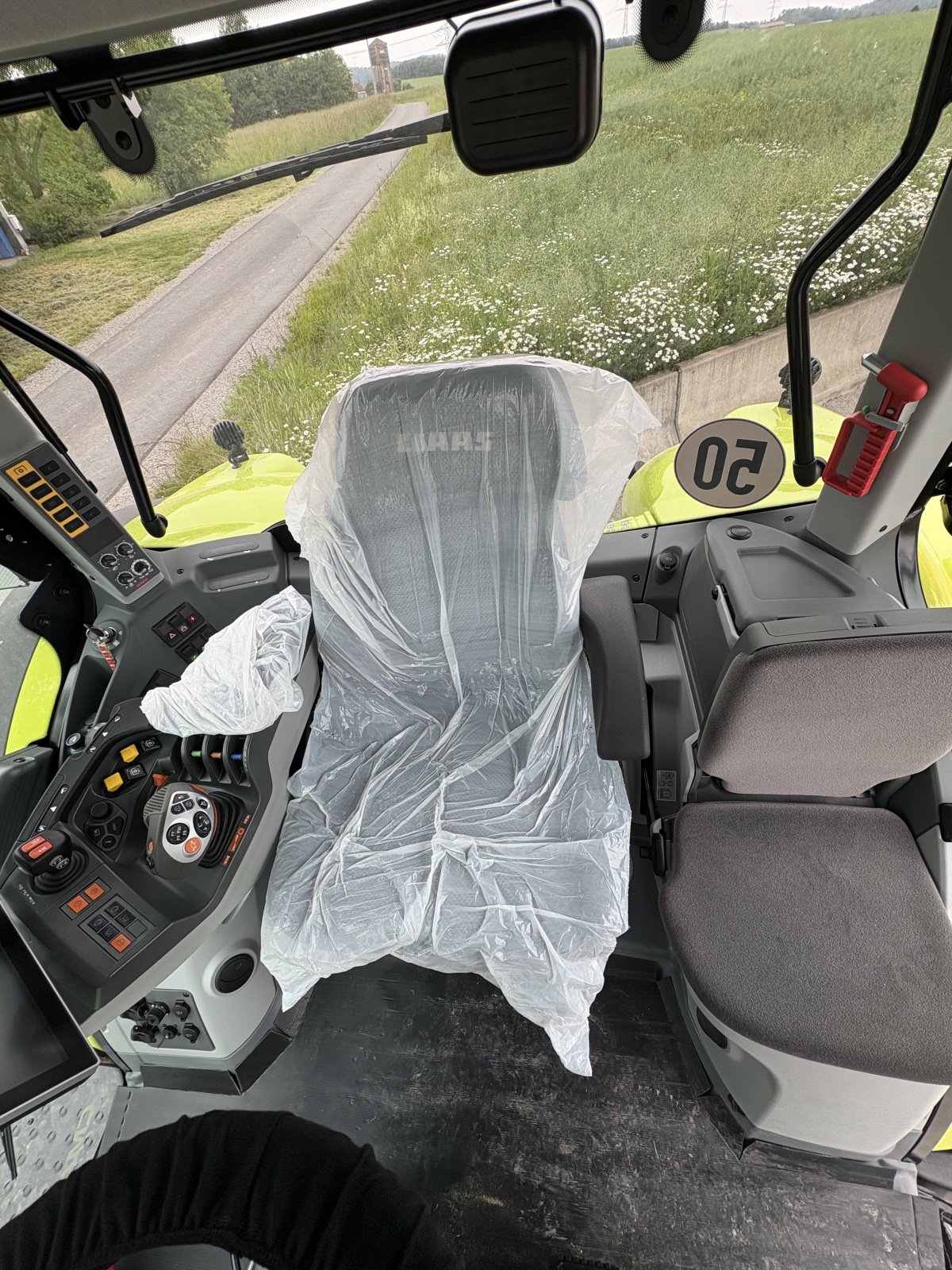 Traktor tipa CLAAS Axion 870 CMATIC  CEBIS, Gebrauchtmaschine u Oberscheinfeld (Slika 8)