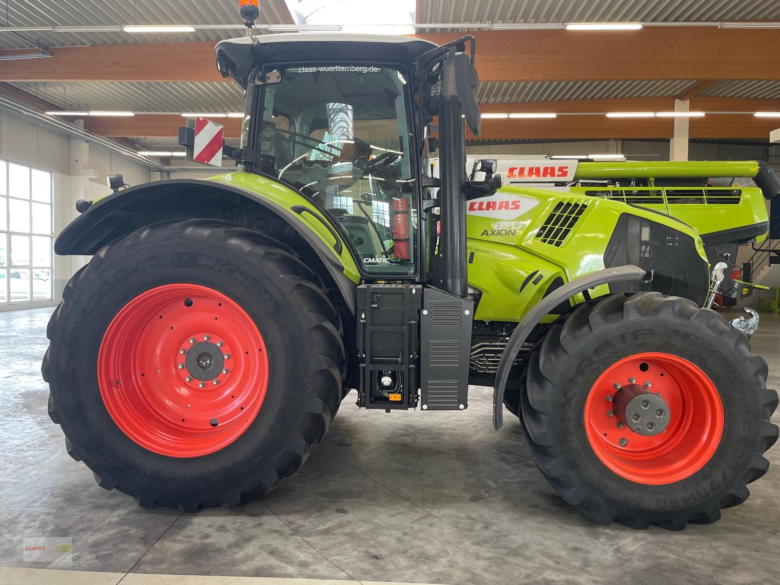 Traktor des Typs CLAAS Axion 870 CMATIC CEBIS, Gebrauchtmaschine in Langenau (Bild 2)