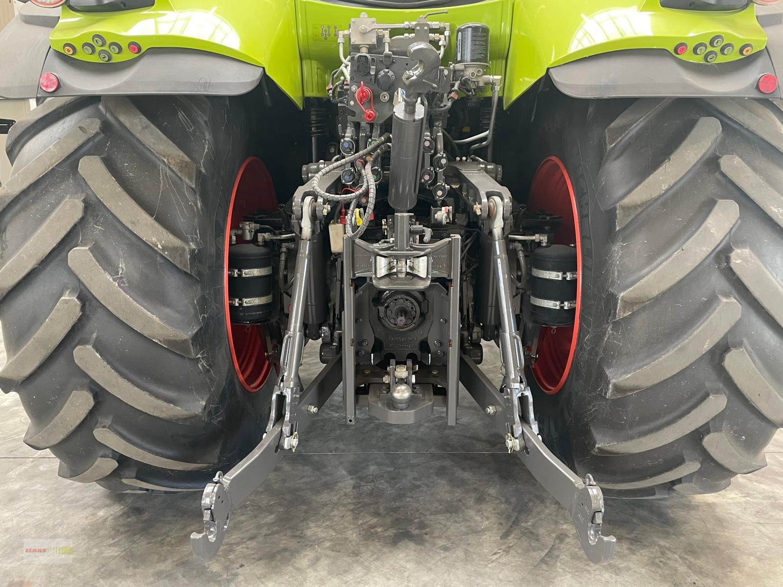 Traktor des Typs CLAAS Axion 870 CMATIC CEBIS, Gebrauchtmaschine in Langenau (Bild 20)