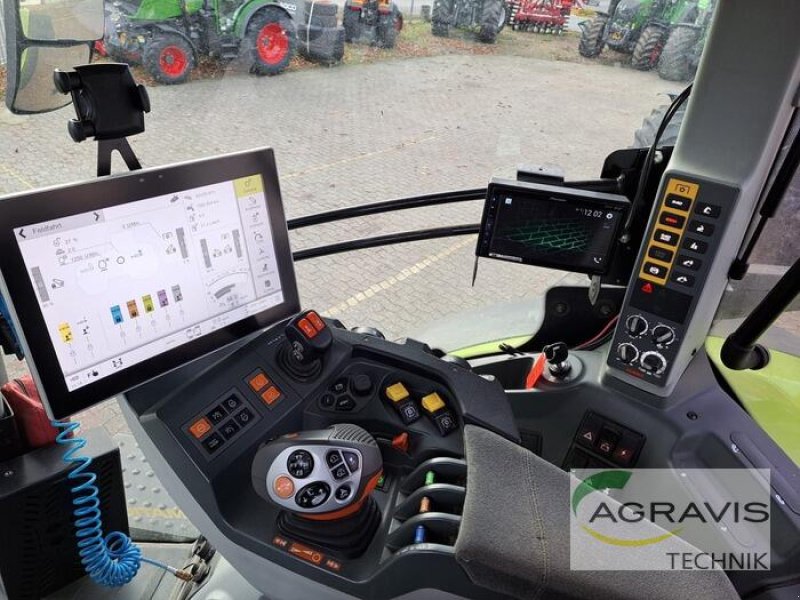 Traktor от тип CLAAS AXION 870 CMATIC CIS+, Gebrauchtmaschine в Schneverdingen (Снимка 13)