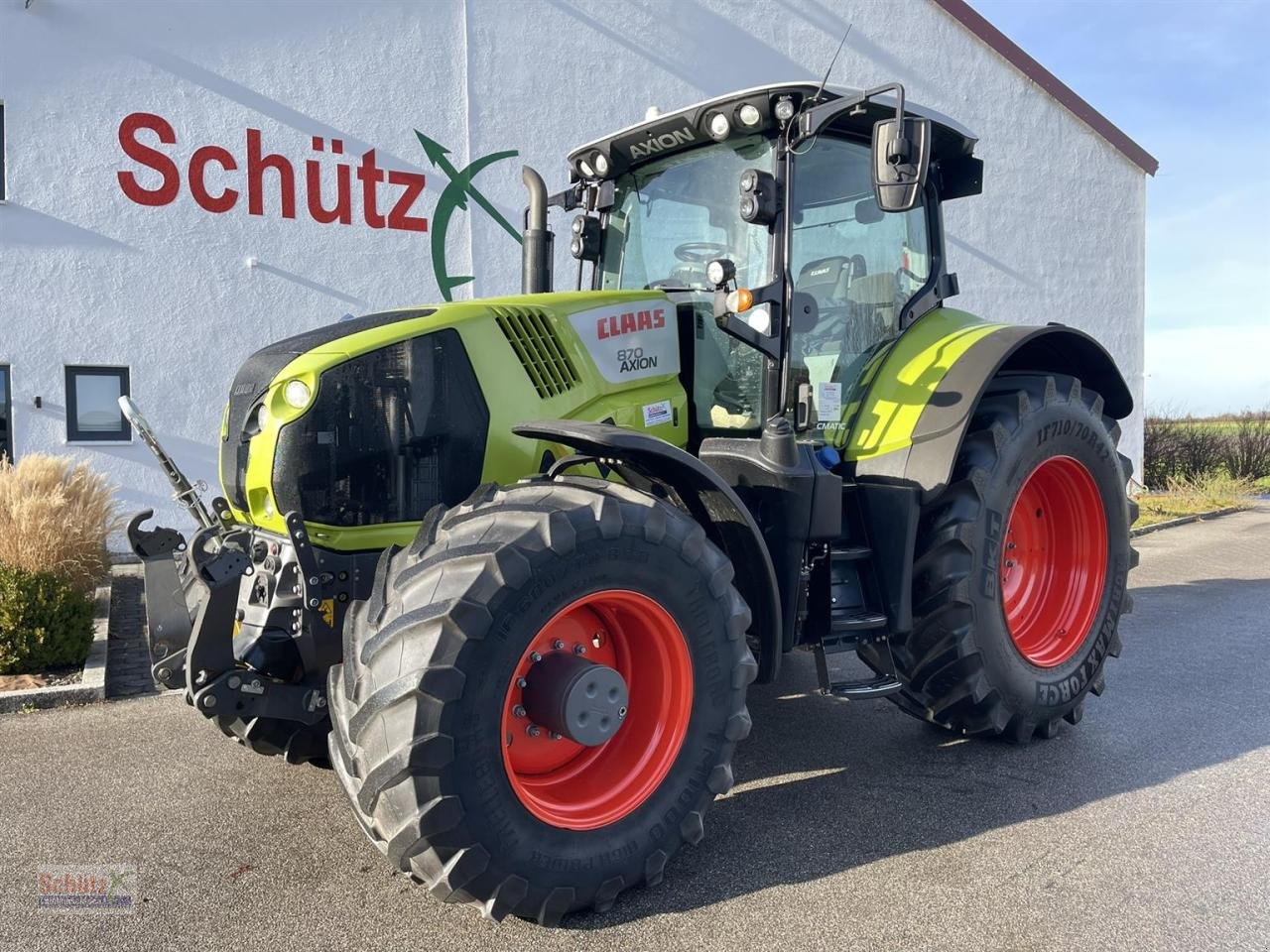 Traktor типа CLAAS Axion 870 Cmatic GPS READY Front-PTO 3651 Bh, Gebrauchtmaschine в Schierling (Фотография 1)