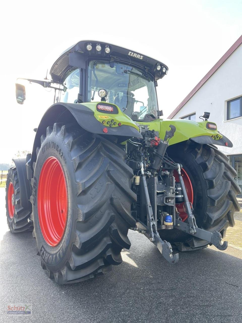 Traktor типа CLAAS Axion 870 Cmatic GPS READY Front-PTO 3651 Bh, Gebrauchtmaschine в Schierling (Фотография 4)