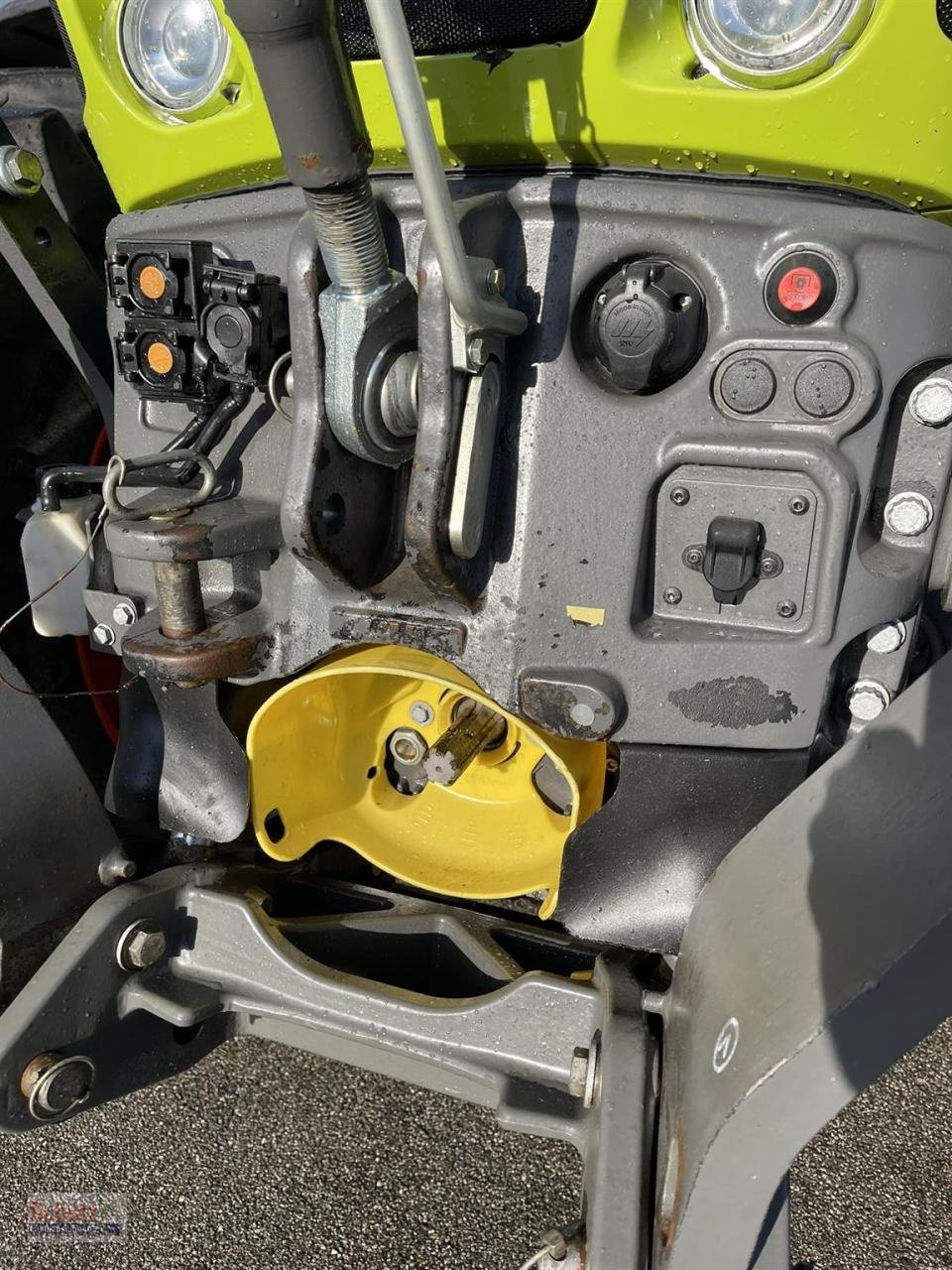 Traktor типа CLAAS Axion 870 Cmatic GPS READY Front-PTO 3651 Bh, Gebrauchtmaschine в Schierling (Фотография 11)