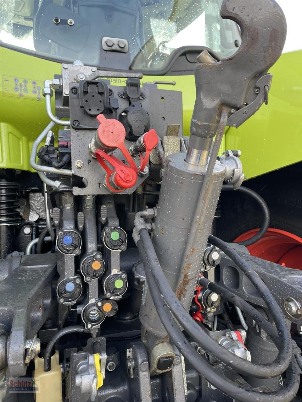 Traktor типа CLAAS Axion 870 Cmatic GPS READY Front-PTO 3651 Bh, Gebrauchtmaschine в Schierling (Фотография 12)