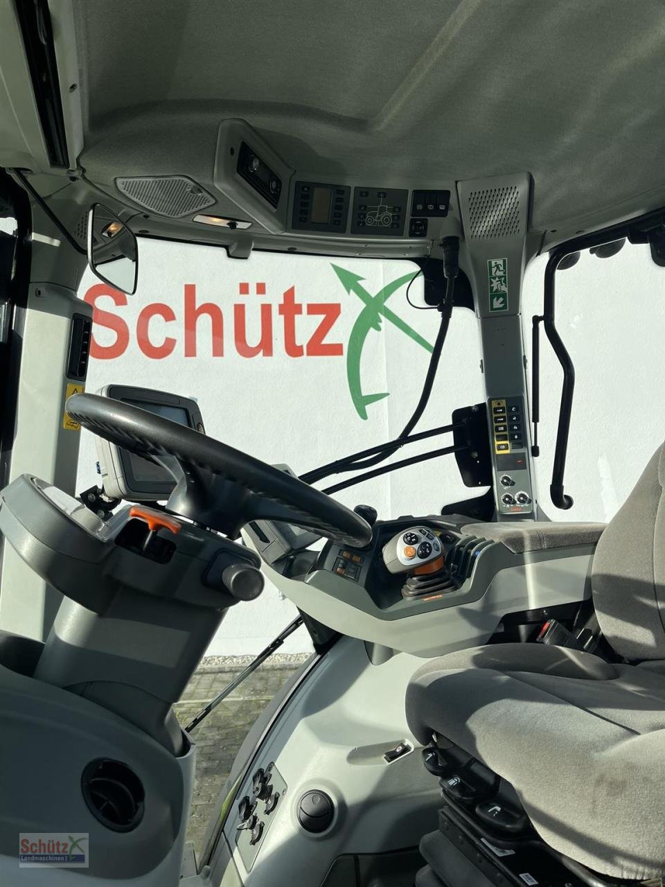 Traktor του τύπου CLAAS Axion 870 Cmatic GPS S10 RTK FZW Front-PTO, Gebrauchtmaschine σε Schierling (Φωτογραφία 16)