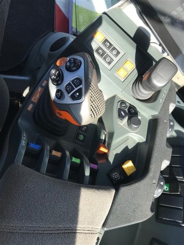 Traktor a típus CLAAS AXION 870 CMATIC inkl s10 GPS, Gebrauchtmaschine ekkor: Ribe (Kép 17)