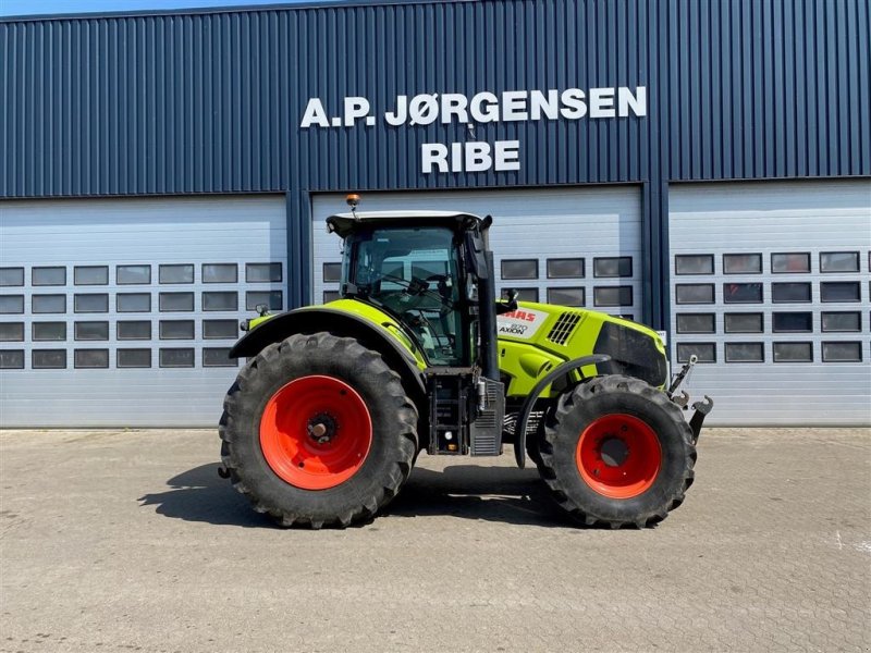 Traktor tip CLAAS AXION 870 CMATIC med front PTO, Gebrauchtmaschine in Ribe (Poză 1)