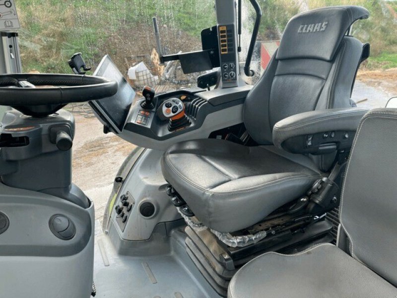 Traktor del tipo CLAAS AXION 870 CMATIC PRIVILEGE, Gebrauchtmaschine en Feurs (Imagen 5)